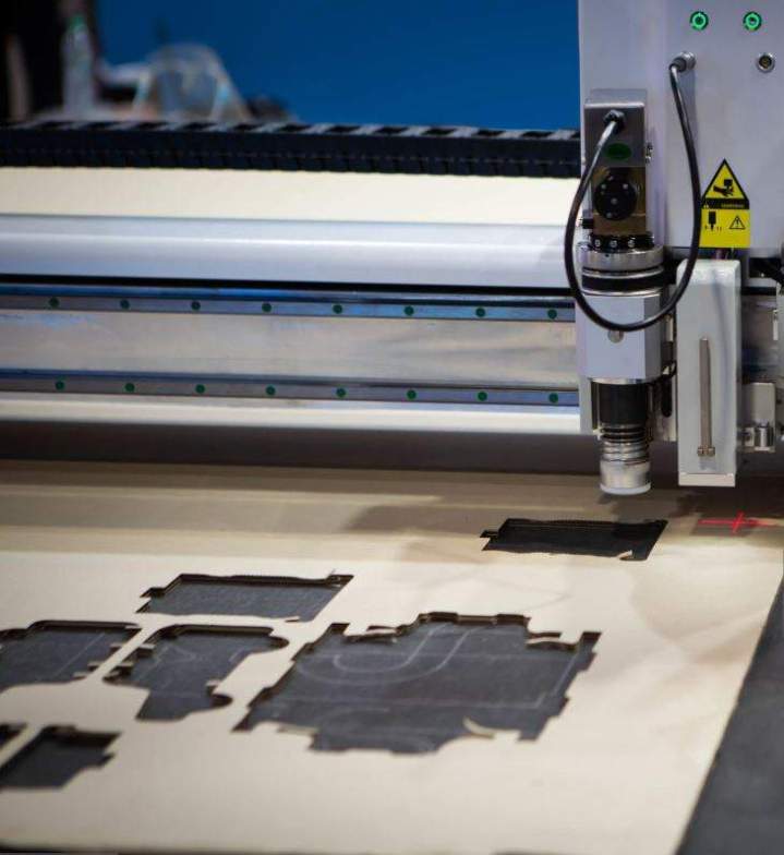 Spécialiste en découpe de carton avec CNC